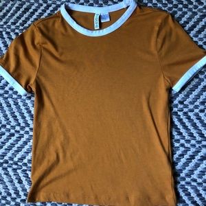 Basic short sleeve tee dark orange color